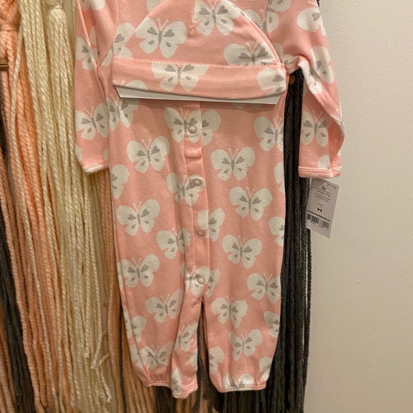 BNWT onesie, hat and socks - Picture 3 of 3